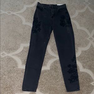 BRAND NEW black american eagle jeans 00